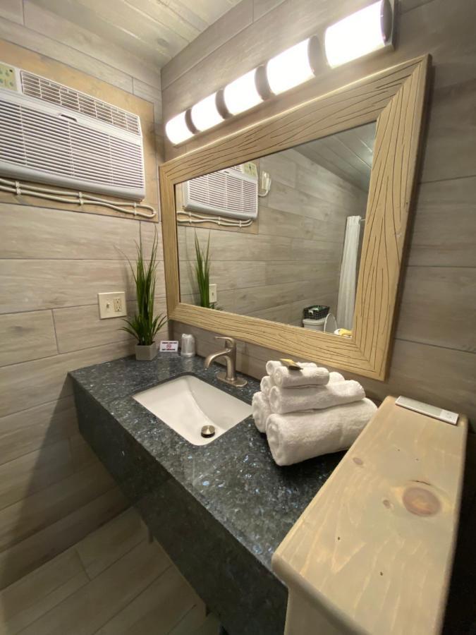 American Inn 彭萨科拉 外观 照片